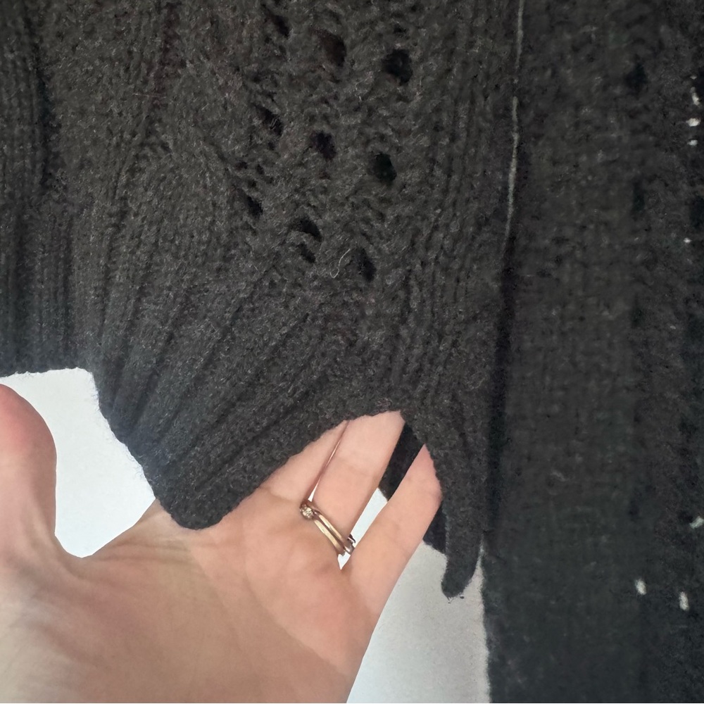 Vince‎ Black Cable Knit Sweater - Picture 3 of 6